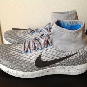 Nike LunarEpic Flyknit Shield - Grey